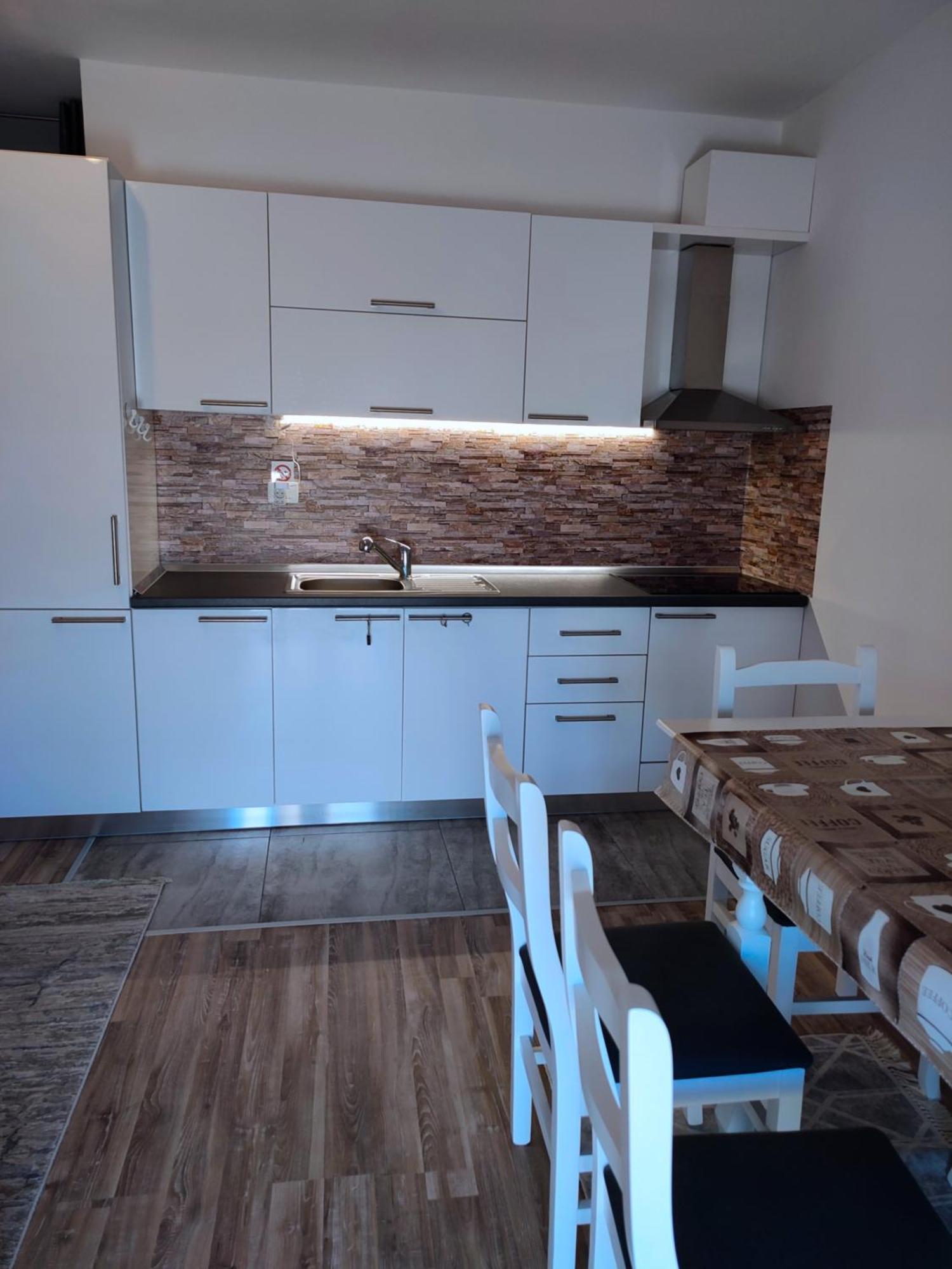 Sabi Apartment Golem Qerret Esterno foto