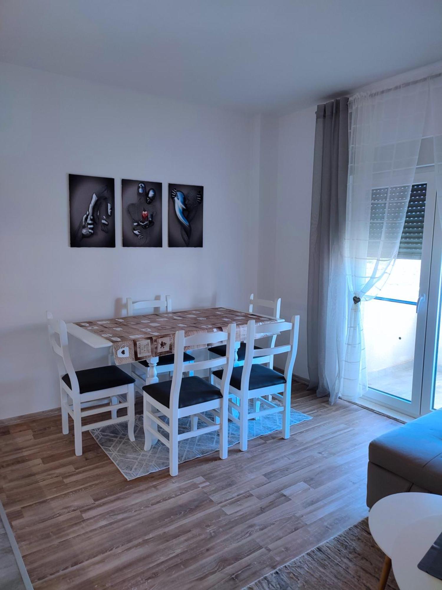 Sabi Apartment Golem Qerret Esterno foto